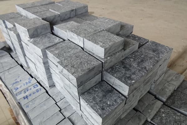 Đá granite lát vỉa